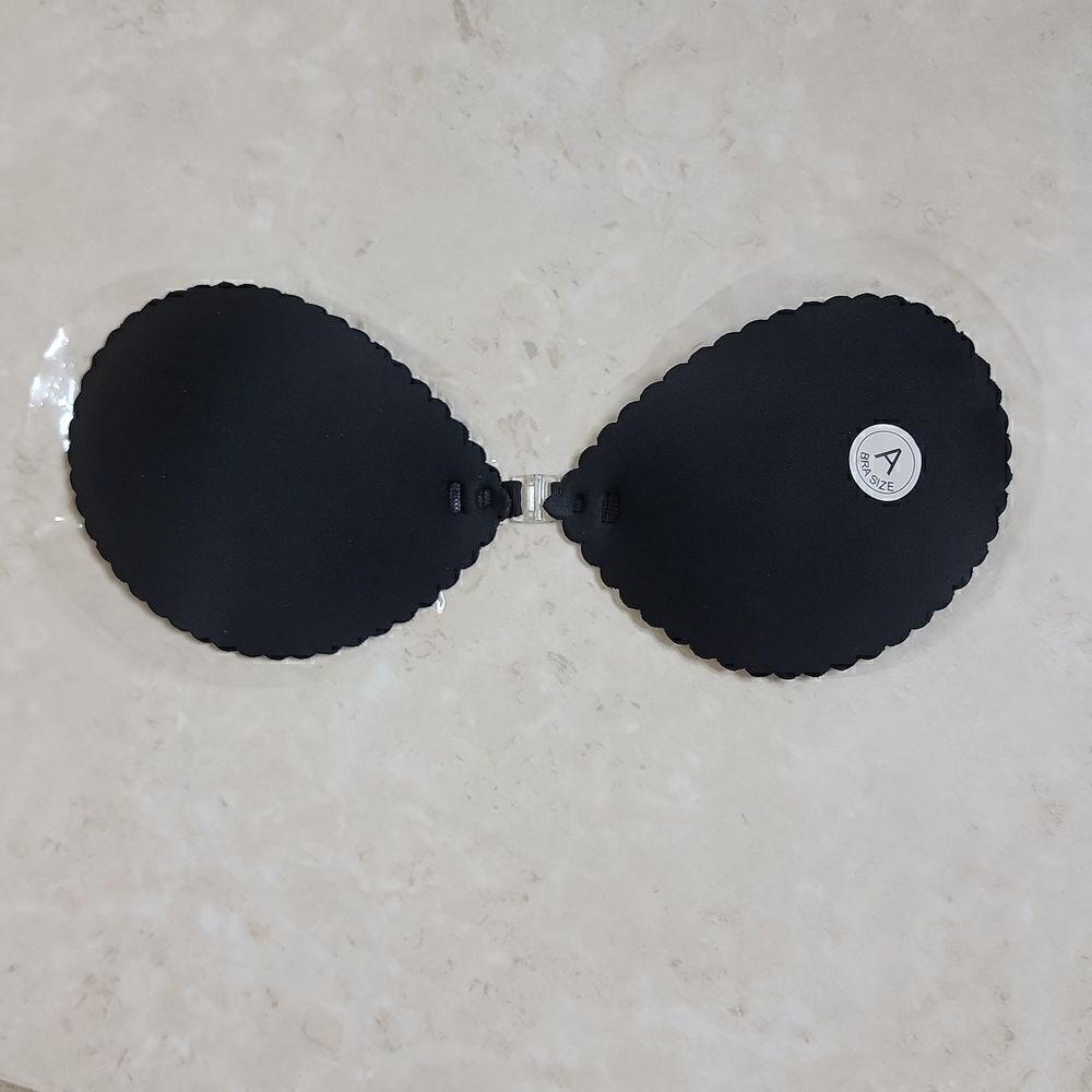 SelfโAdhesiveโBraโAโCupโBacklessโSeashellโScallopโBlack